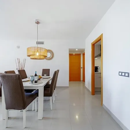 Apartmán Comfortable With A Large Terrace And A Pool *